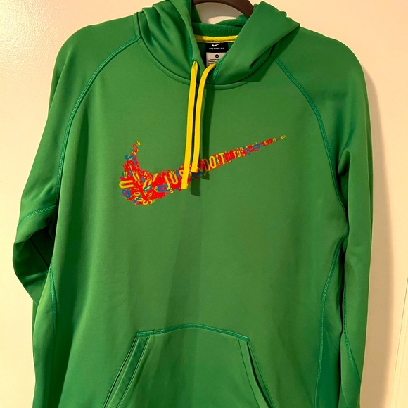 Nike Tops - Used Nike sweatshirt.